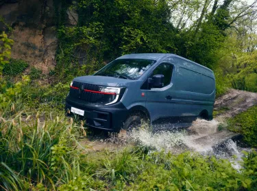 Renault Trucks Master Red EDITION OFFROAD