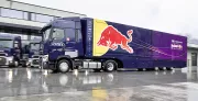 SEDEM TOVORNJAKOV RENAULT TRUCKS T ZA MOŠTVO RED BULL RACING