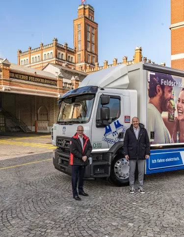 Renault Trucks D Wide Z.E. Carlsberg-Bruno Blin-direktor Renault Trucks in Thomas Amstutz-CEO-Feldschlosschen-Carlsberg
